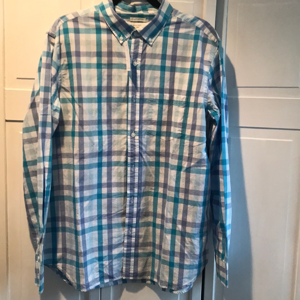 NWT Old Navy Button down L